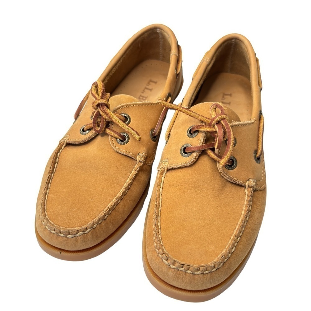 L.L. Bean Tan Boat Shoes Womens Sz 6.5 Classic Leather Slip-On Shoe Moccasin EUC